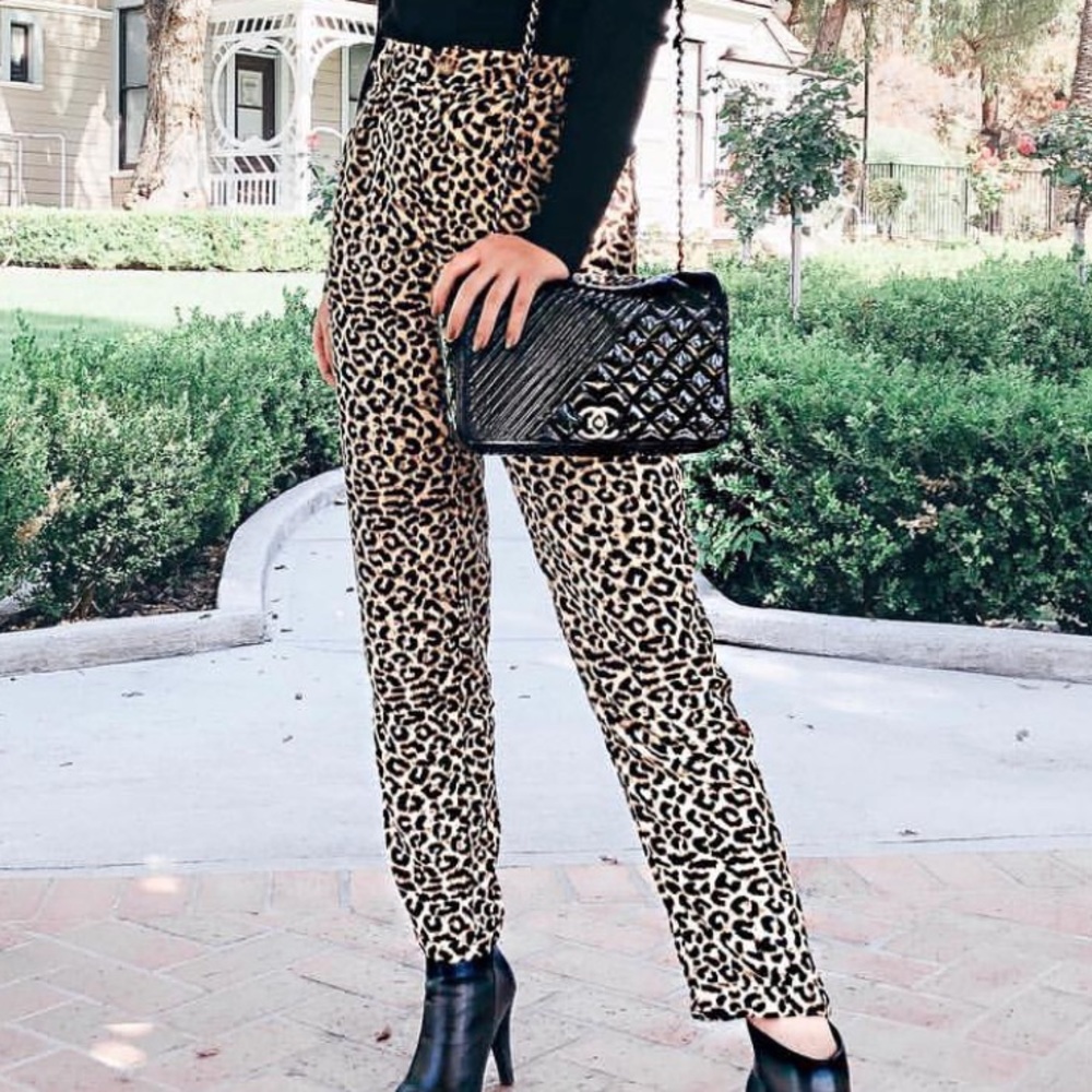cotton on leopard print size 2 high waist joggers